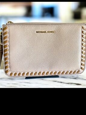 Michael Kors whipstitch Lauryn large wristlet in oyster and tan pebble Leather